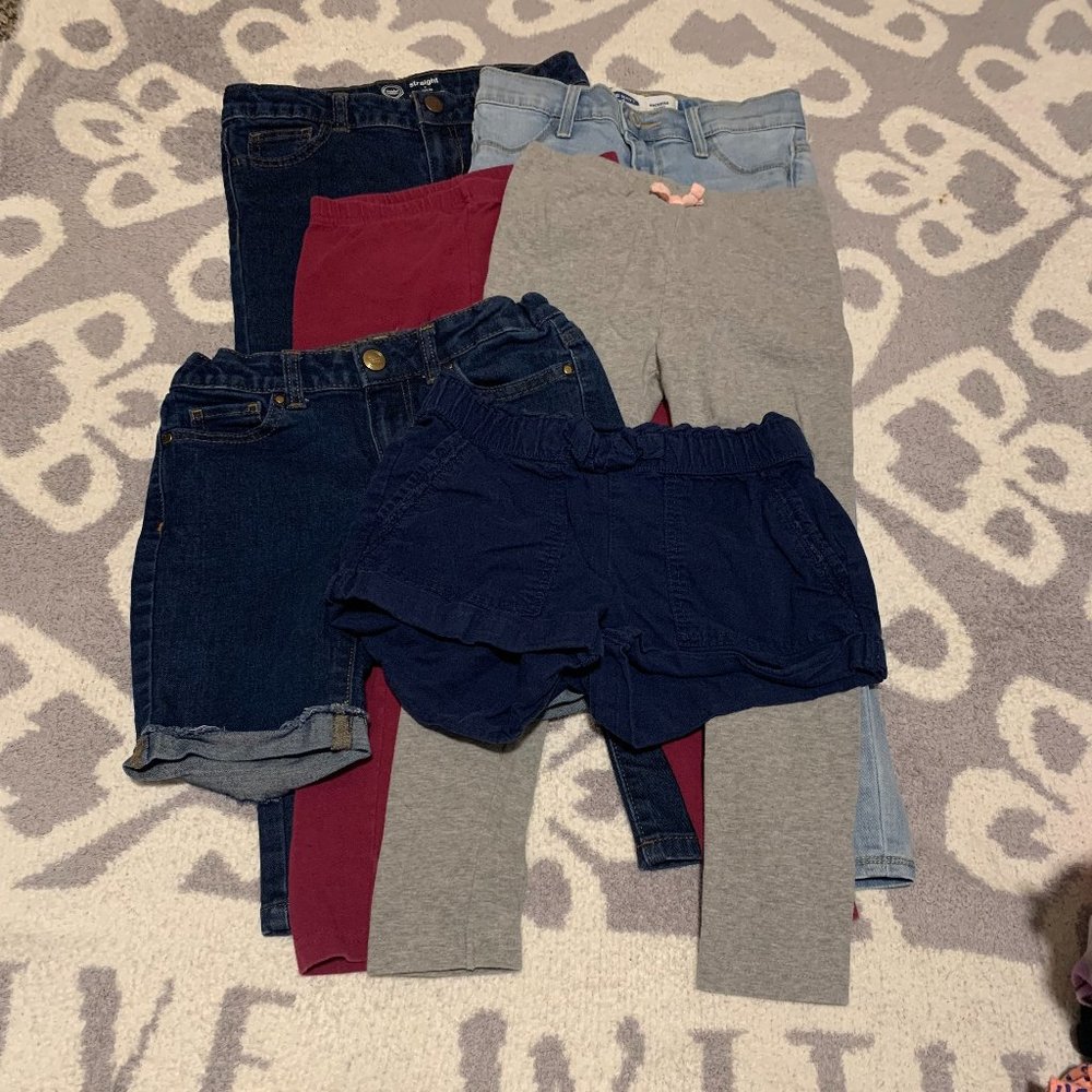 Bundle of girls pants and shorts, size 7